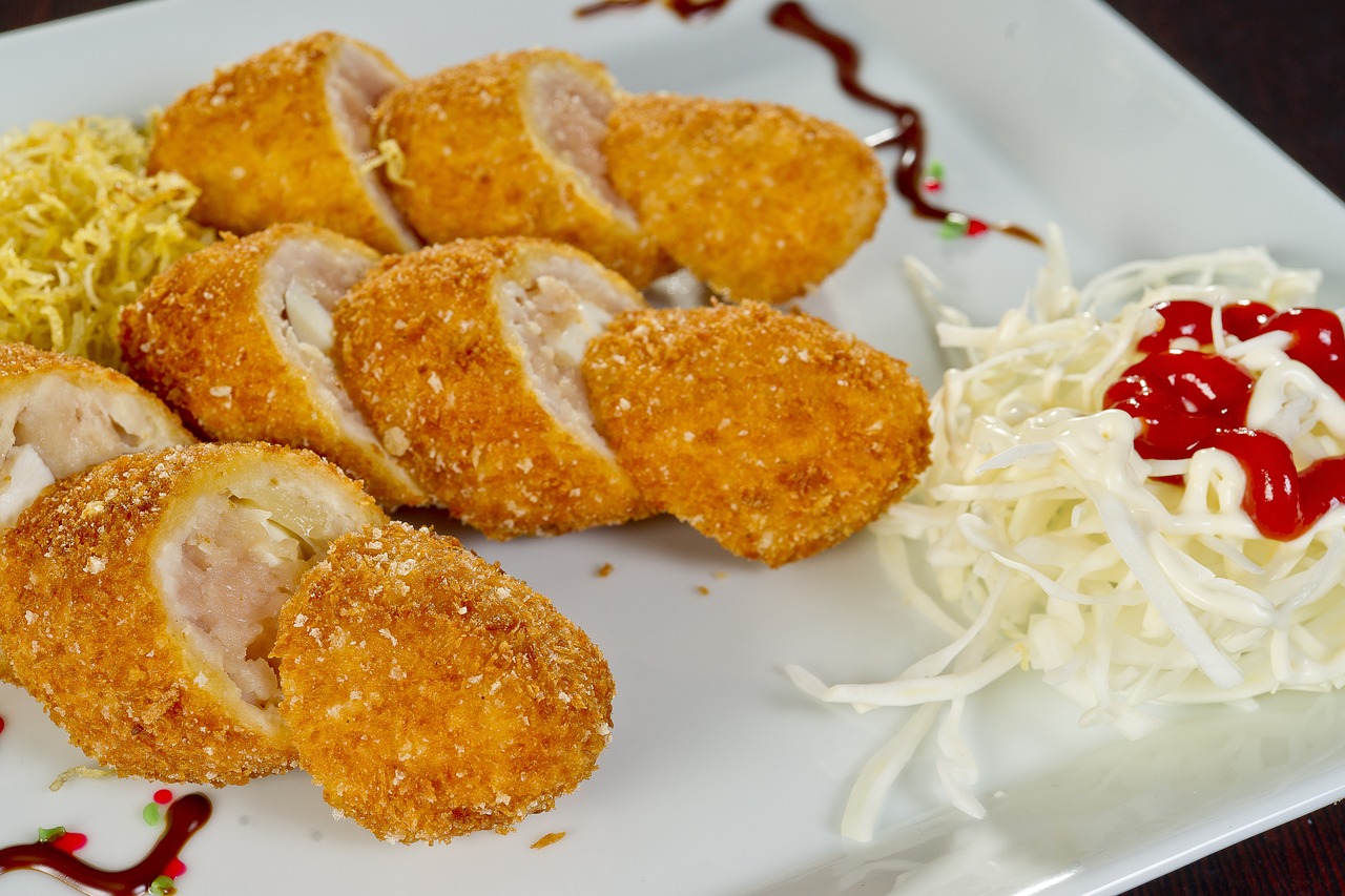 美豆粕期貨行情分析與展望，最新市場(chǎng)動(dòng)態(tài)及趨勢(shì)預(yù)測(cè)