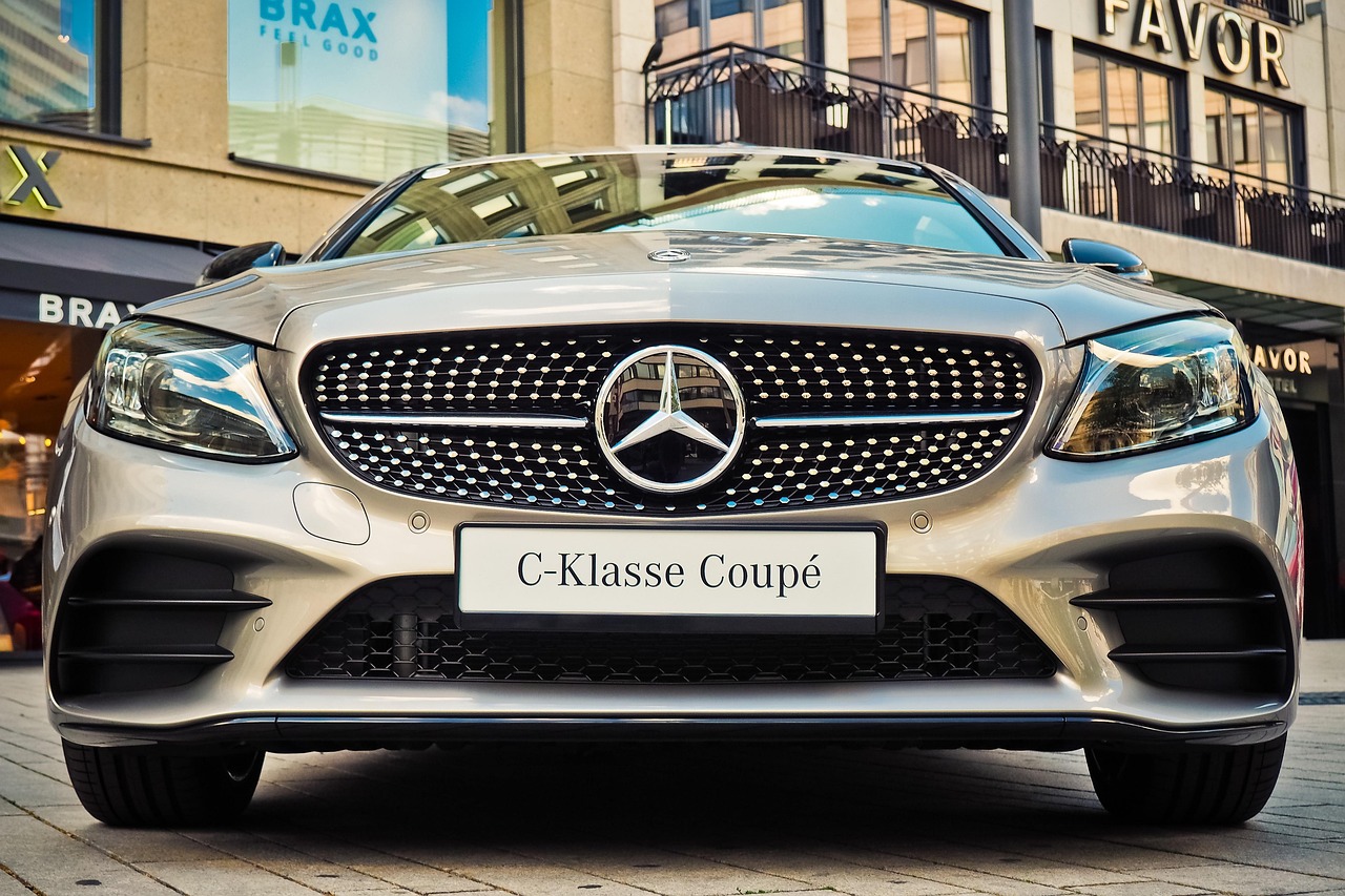 邁巴赫上市重塑豪華汽車市場(chǎng)格局